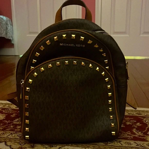 MICHAEL Michael Kors | Bags | Brand New Michael Kors Abby  display picture 2